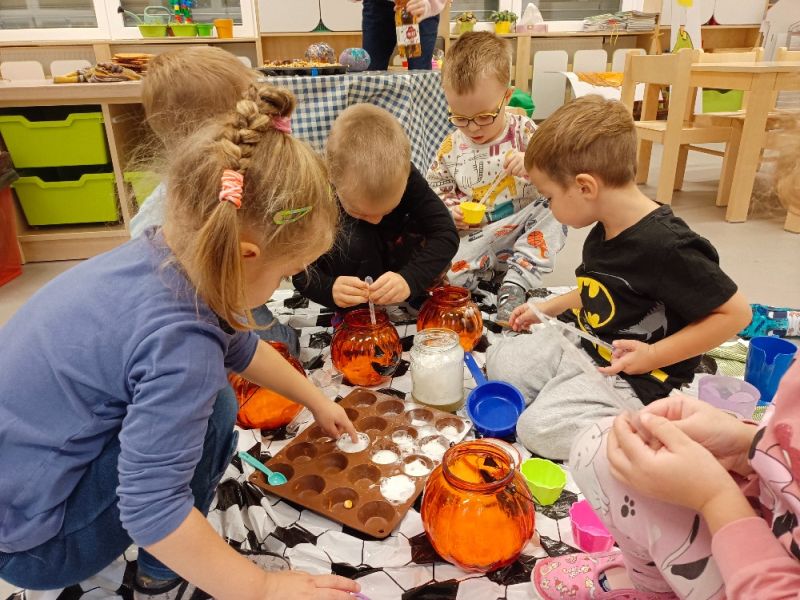 Říjnové aktivity – BROUČCI, ŽÍŽALY, DÝNĚ